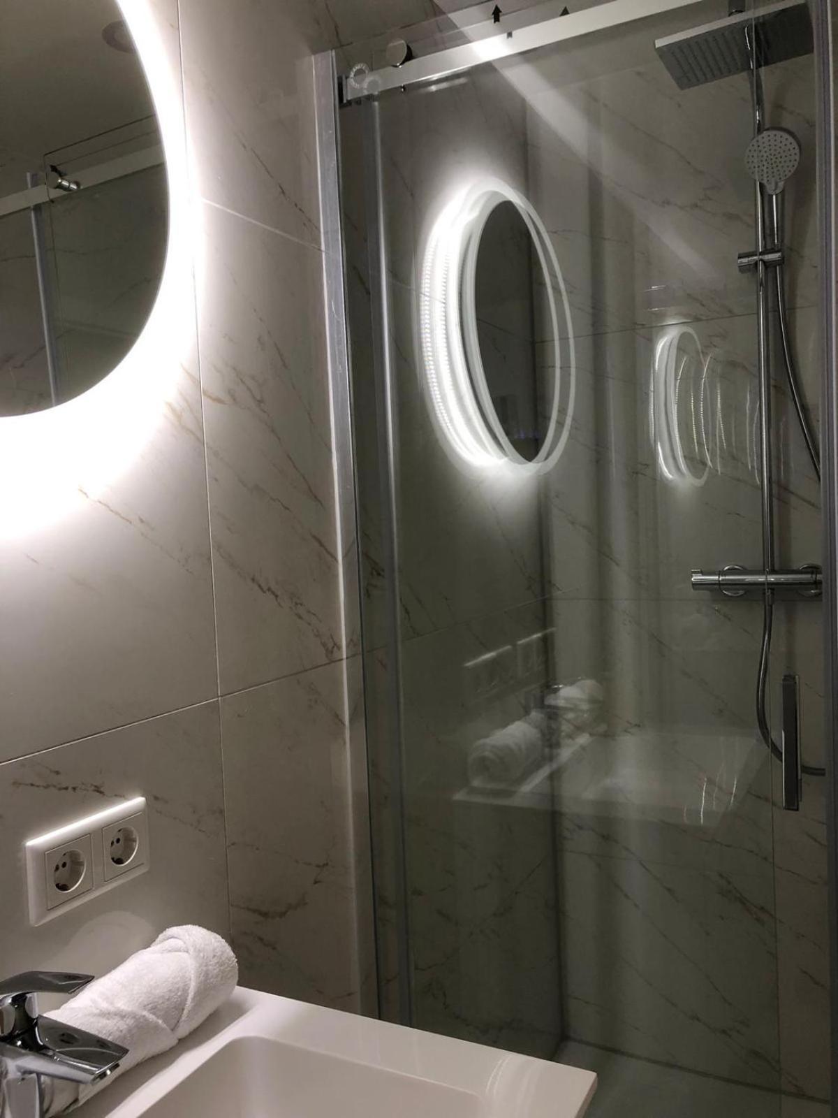 Lux Apartment Near Frankfurt! Mörfelden-Walldorf Buitenkant foto
